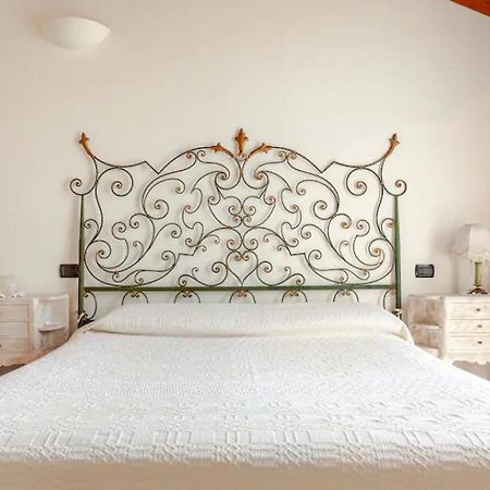 Apartamento Il Nido Della Cicogna Certosa di Pavia Exterior foto
